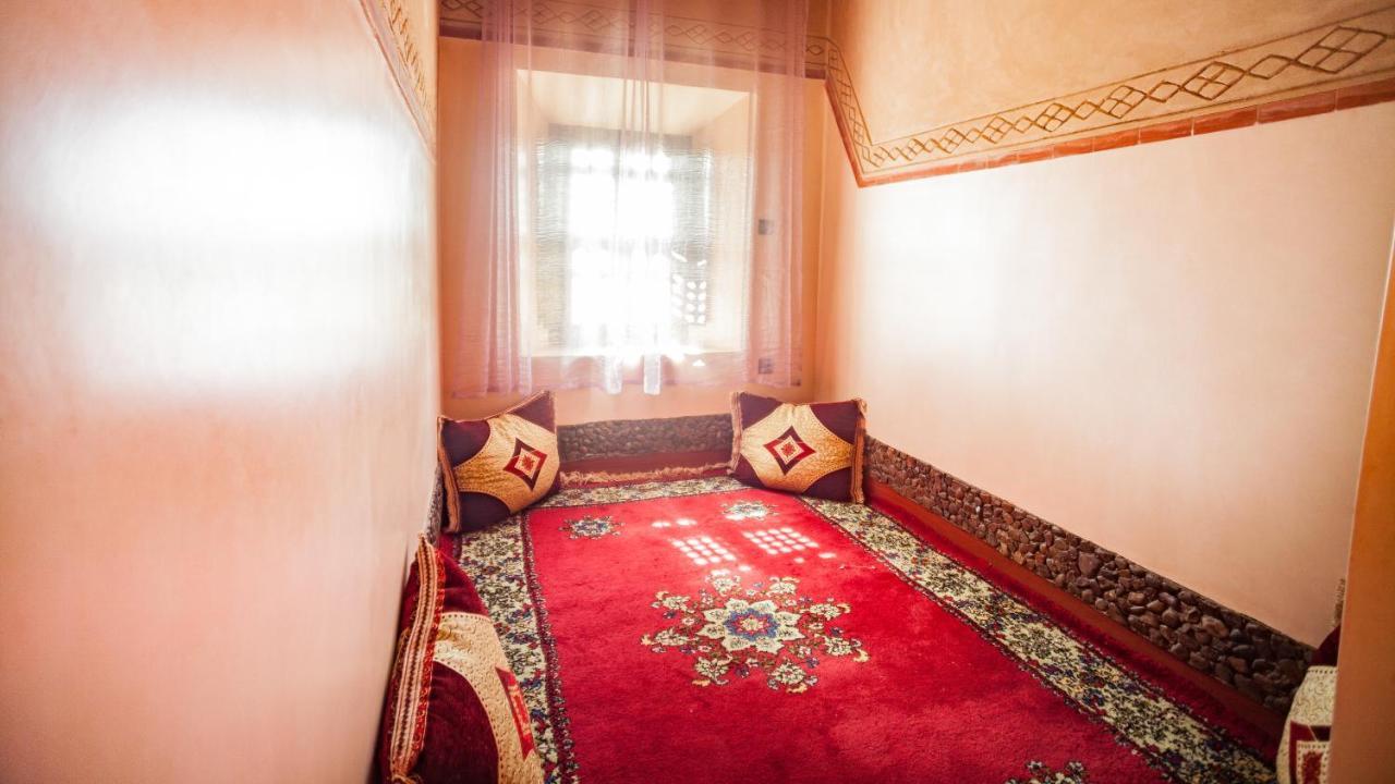 Ecolodge l'île de Ouarzazate Tarmigt Exterior foto