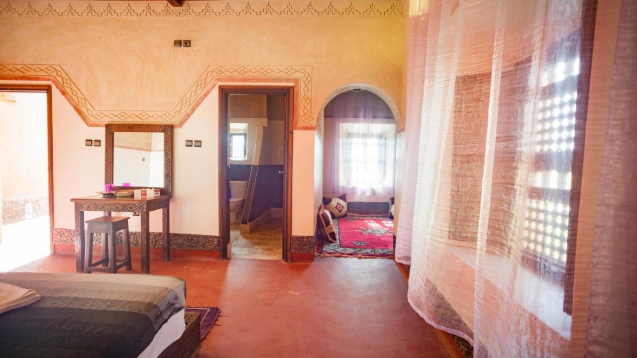 Ecolodge l'île de Ouarzazate Tarmigt Exterior foto